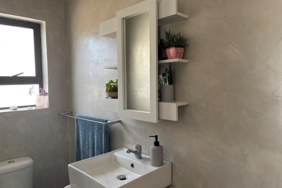 2 Bedroom Property for Sale in Guldenland Western Cape